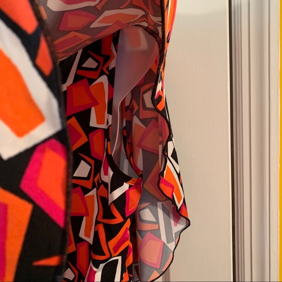 Mod Pattern New Directions Top - Picture 5 of 5